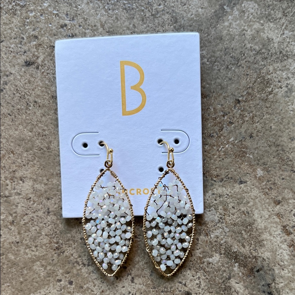 Chic Gold and White Beaded Earrings